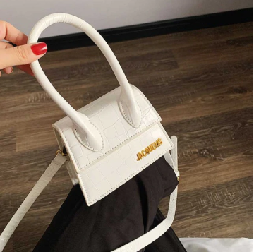 Jacquemus Mini Kylie Jenner bag – Miss-originality